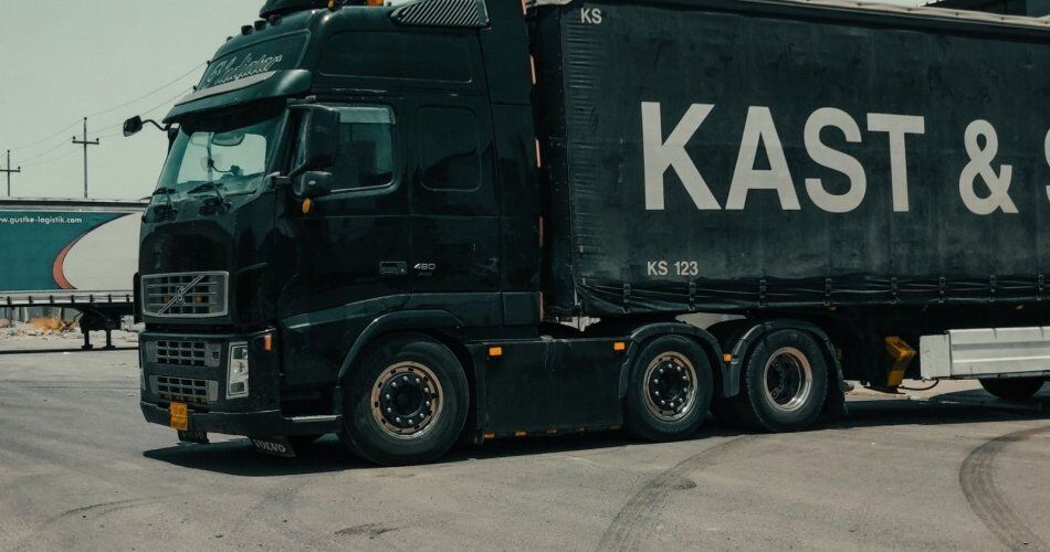 Melhores práticas de seguro para transporte de carga - análise comparativa