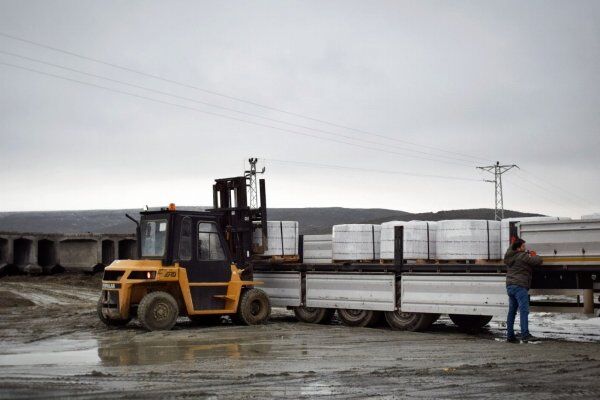 Guia estratégico para transporte de cargas completas para indústrias