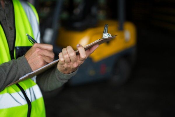 Checklist de Controle de Qualidade: Transporte de Cargas Perigosas